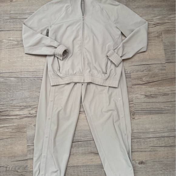 lululemon athletica Pants - Lululemon track suit XS women’s